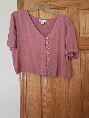 Passport Mauve Button-Front Linen-Blend Crop Top